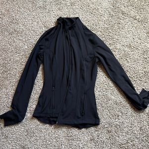Full zip with pockets black light jacket. Great for running.